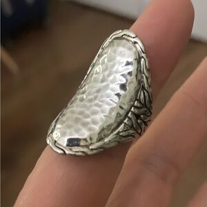John Hardy Palu Hammered Silver Ring